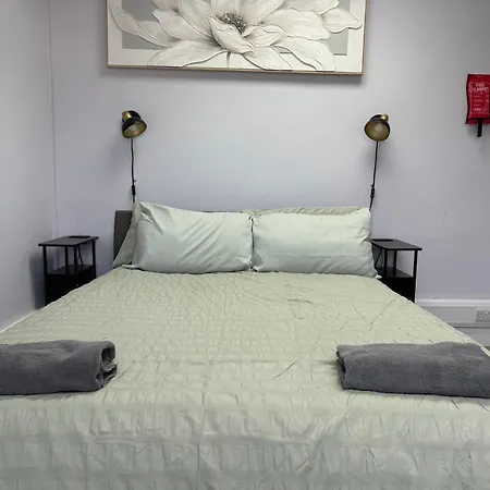 29 Apartment