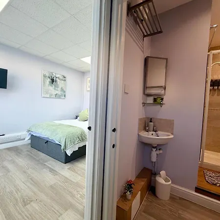 29 Apartment