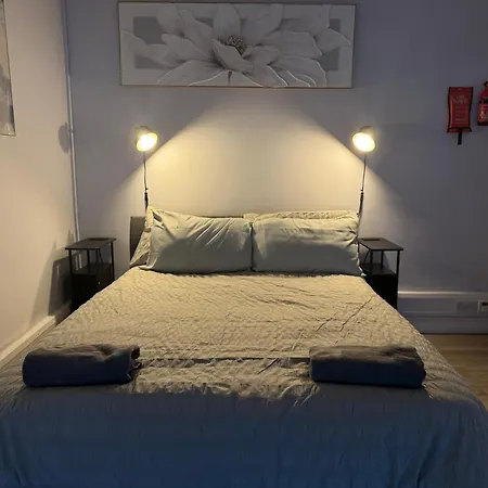 29 Apartment *